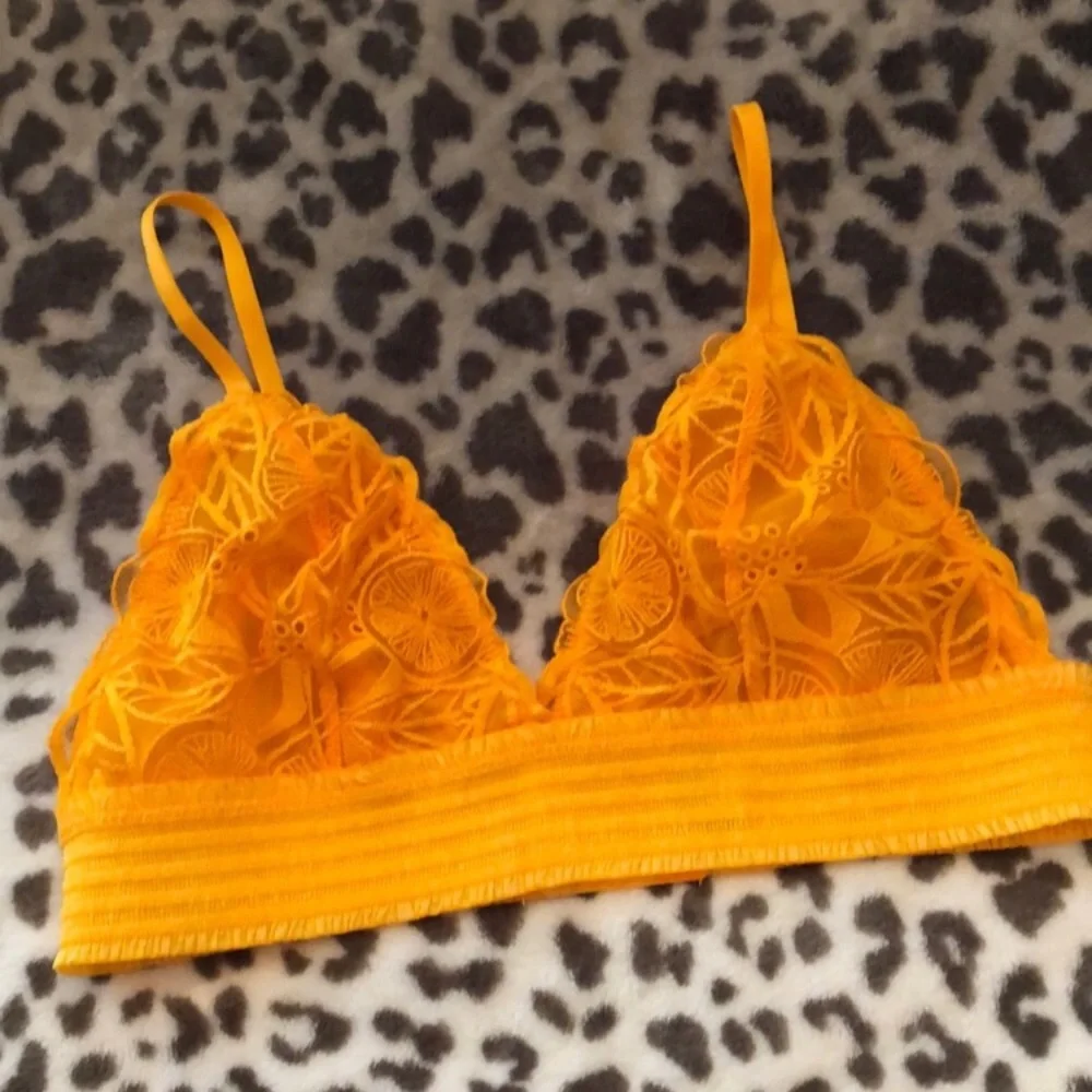 Aerie Lace Triangle Bra - Picture 6 of 13